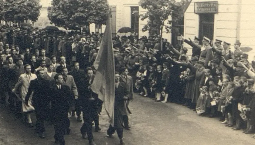 Generałowie SS: ich kontrowersyjne dziedzictwo i wpływ na historię
